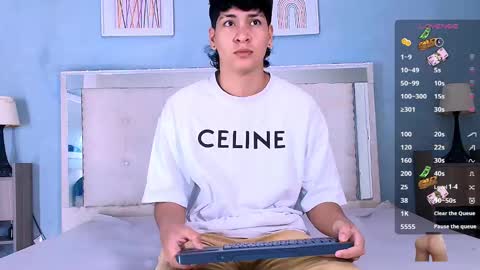 Snapshot of twink_bunny chatting on 09/30/25, 11:59 samu online show from 09/30/25, 11:59