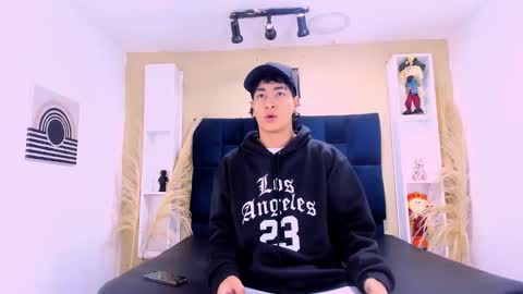 Snapshot of twink_bunny chatting on 10/03/25, 12:02 samu online show from 10/03/25, 12:02