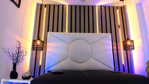 Snapshot of twink_bunny chatting on 10/23/25, 11:53 samu online show from 10/23/25, 11:53