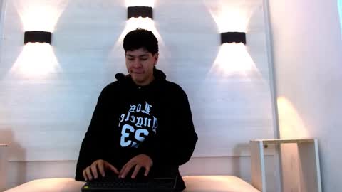 Snapshot of twink_bunny chatting on 12/04/25, 12:03 samu online show from 12/04/25, 12:03