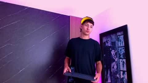 samu online show from 04/18/26, 04:38