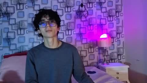 Snapshot of twink_sebas7 chatting on 04/30/26, 12:22 Sebastin online show from 04/30/26, 12:22