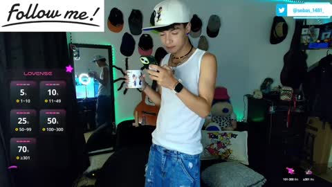 Snapshot of twink_sebas_ chatting on 12/04/24, 02:42 Bad boy sebastian online show from 12/04/24, 02:42