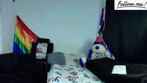 Snapshot of twink_sebas_ chatting on 12/14/24, 11:29 Bad boy sebastian online show from 12/14/24, 11:29