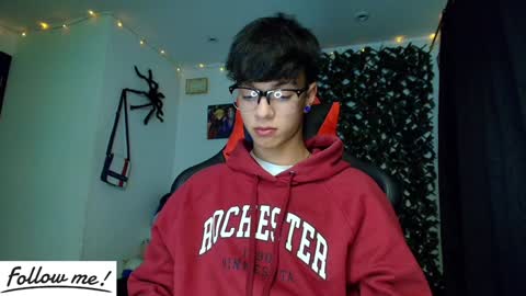 Snapshot of twink_sebas_ chatting on 01/22/25, 09:13 Bad boy sebastian online show from 01/22/25, 09:13
