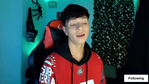 Snapshot of twink_sebas_ chatting on 02/10/25, 06:20 Bad boy sebastian online show from 02/10/25, 06:20