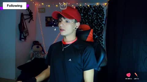 Snapshot of twink_sebas_ chatting on 02/15/25, 03:52 Bad boy sebastian online show from 02/15/25, 03:52