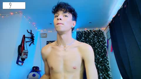 Snapshot of twink_sebas_ chatting on 02/16/25, 06:21 Bad boy sebastian online show from 02/16/25, 06:21