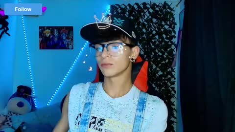 Snapshot of twink_sebas_ chatting on 02/18/25, 05:09 Bad boy sebastian online show from 02/18/25, 05:09