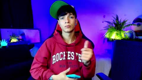 Snapshot of twink_sebas_ chatting on 10/10/25, 12:53 Bad boy sebastian online show from 10/10/25, 12:53