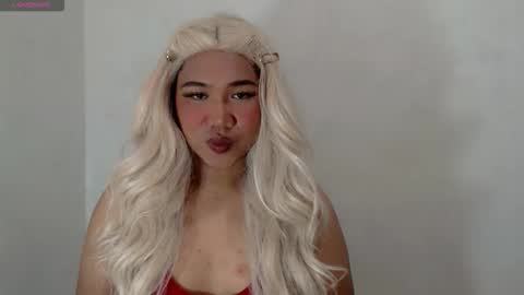 Snapshot of twinkcheska chatting on 11/12/25, 01:33 Cheska Schock online show from 11/12/25, 01:33