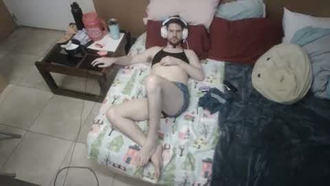 Snapshot of twinkie7 chatting on 10/21/25, 05:08 Twinkie 333 online show from 10/21/25, 05:08