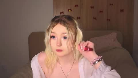 twinklefluff online show from 01/10/26, 04:20