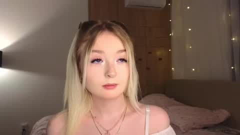 twinklefluff online show from 02/27/26, 04:40