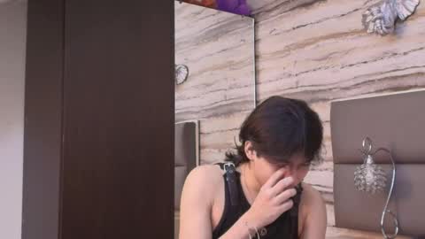 twinslovers_ online show from 05/24/26, 04:17