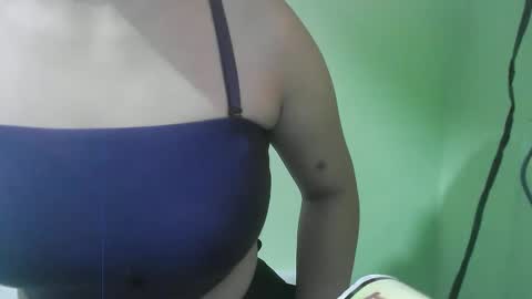 twitamscouple4u online show from 10/18/25, 04:26