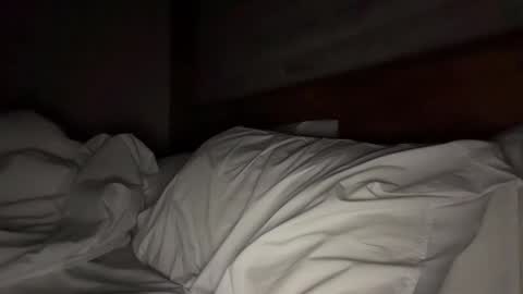 Snapshot of twitter_venusjenner chatting on 10/16/25, 01:45 REIGNEASIA online show from 10/16/25, 01:45