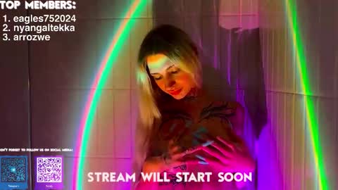 Molly and Nick online show from 01/12/26, 04:23