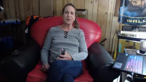 Snapshot of twocumkerry chatting on 12/05/24, 07:27 twocumkerry online show from 12/05/24, 07:27