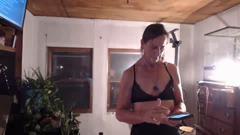 Snapshot of twocumkerry chatting on 02/12/25, 04:54 twocumkerry online show from 02/12/25, 04:54