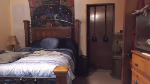 Snapshot of twocumkerry chatting on 03/10/25, 07:32 twocumkerry online show from 03/10/25, 07:32