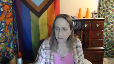 Snapshot of twocumkerry chatting on 11/18/25, 09:58 twocumkerry online show from 11/18/25, 09:58