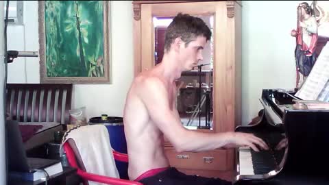 Snapshot of twoforallprivate chatting on 02/12/25, 08:18 TobeBritta online show from 02/12/25, 08:18