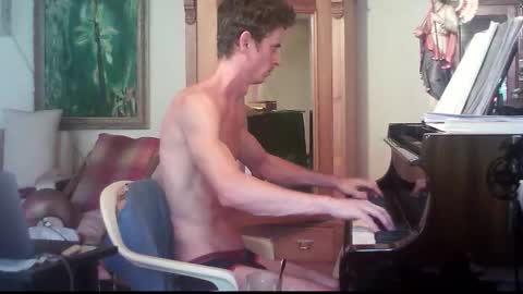 TobeBritta online show from 12/21/25, 04:03