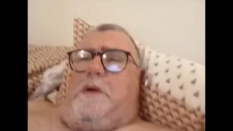 twohats2810 online show from 03/27/26, 07:13