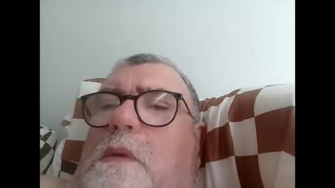 twohats2810 online show from 05/24/26, 09:03