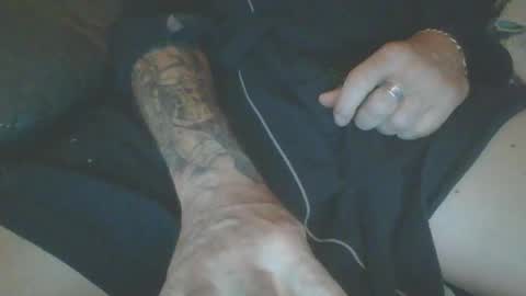 Snapshot of twstone chatting on 09/15/25, 03:17 twstone online show from 09/15/25, 03:17