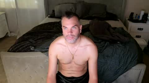 Snapshot of ty_lerdavid chatting on 09/24/25, 06:33 TylerDavid online show from 09/24/25, 06:33