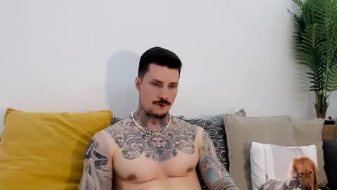 Snapshot of tyagodoll chatting on 11/30/25, 05:39 tyagodoll online show from 11/30/25, 05:39