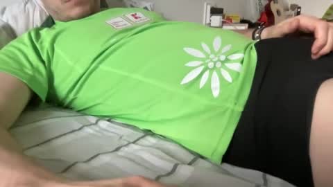 Snapshot of tyber87 chatting on 12/09/24, 01:55 Padrynhyo online show from 12/09/24, 01:55