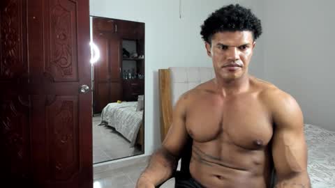 Snapshot of tygafit chatting on 02/27/26, 02:33 Yorquis Guzman online show from 02/27/26, 02:33