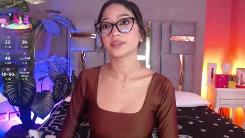 Snapshot of tyla_ks chatting on 11/28/25, 07:38 tyla_ks online show from 11/28/25, 07:38