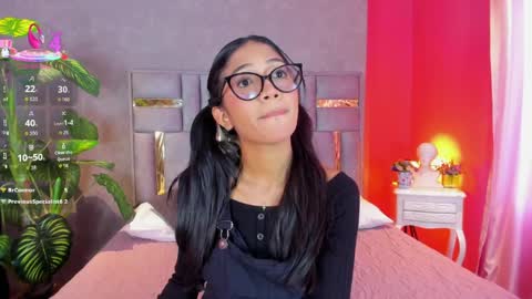 tyla_ks online show from 04/01/26, 07:55