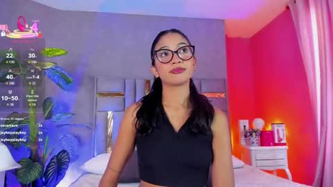 tyla_ks online show from 04/15/26, 07:58