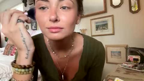 tylababyy online show from 04/13/26, 06:13