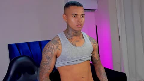 tyler_bell_ online show from 04/18/26, 04:16