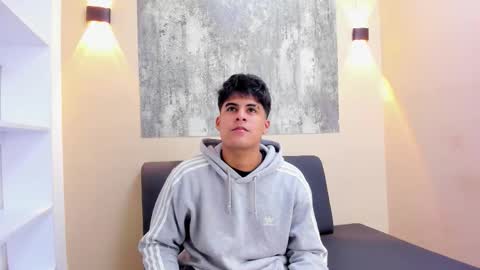 Snapshot of tyler_cody chatting on 01/14/26, 03:45 tyler_cody online show from 01/14/26, 03:45