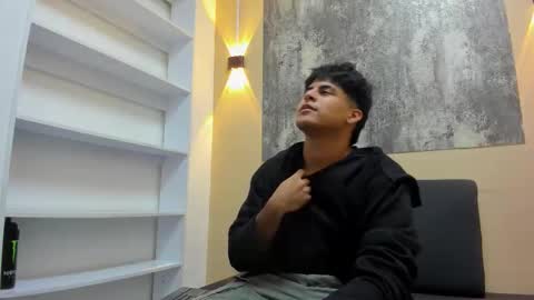 Snapshot of tyler_cody chatting on 01/15/26, 03:55 tyler_cody online show from 01/15/26, 03:55