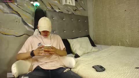 Snapshot of tyler_coopr chatting on 11/02/25, 03:20 tyler cooper online show from 11/02/25, 03:20