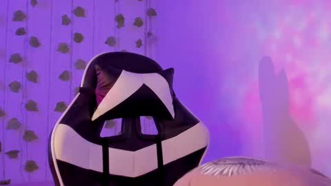 Tyler Garcia  online show from 02/03/25, 06:45