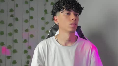 Tyler Garcia  online show from 02/11/25, 05:05