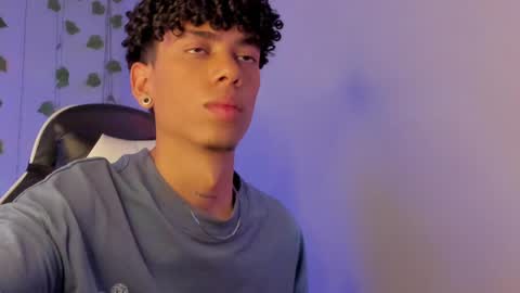 Tyler Garcia  online show from 02/18/25, 02:59