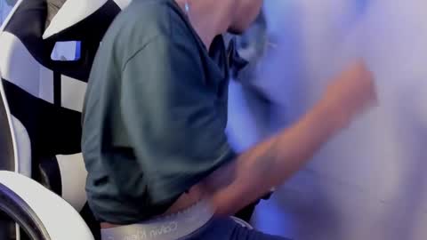 Tyler Garcia  online show from 02/25/25, 10:15