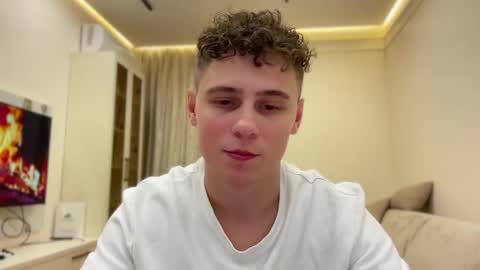 tyler_garrner online show from 11/14/25, 06:28