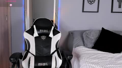 David online show from 03/11/25, 05:27