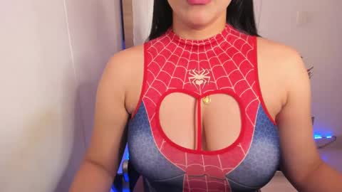 Snapshot of tylor_love chatting on 02/23/25, 08:44 tylor_love online show from 02/23/25, 08:44